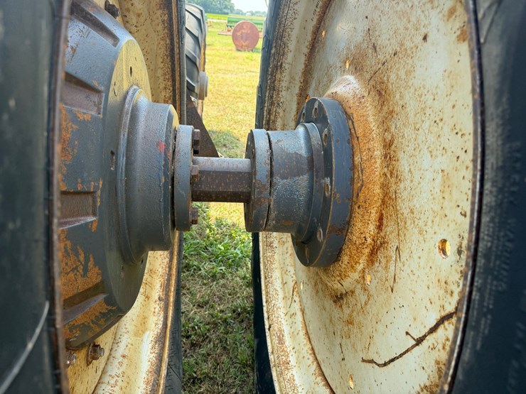 new-holland-8970-image-12