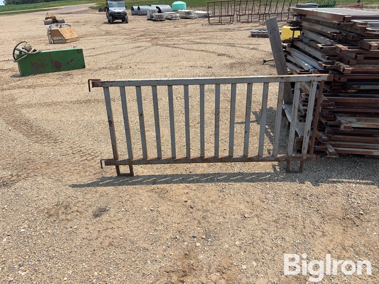 steel-tubing-livestock-gates-image-2