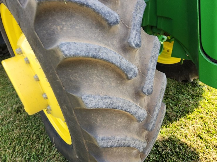 2002-john-deere-8420-image-21
