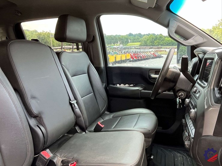 2021-chevrolet-silverado-2500-image-53