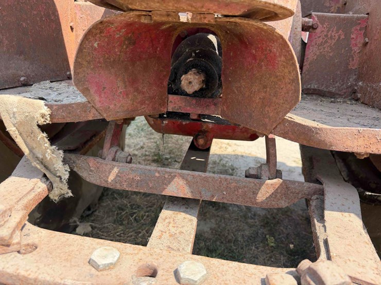 mccormick-deering-w6-standard-tractor-image-30