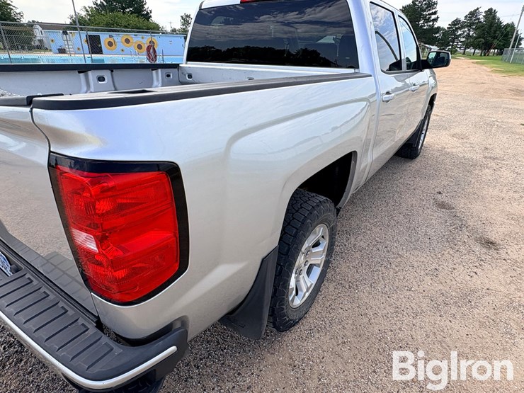 2018-chevrolet-silverado-1500-z71-image-9