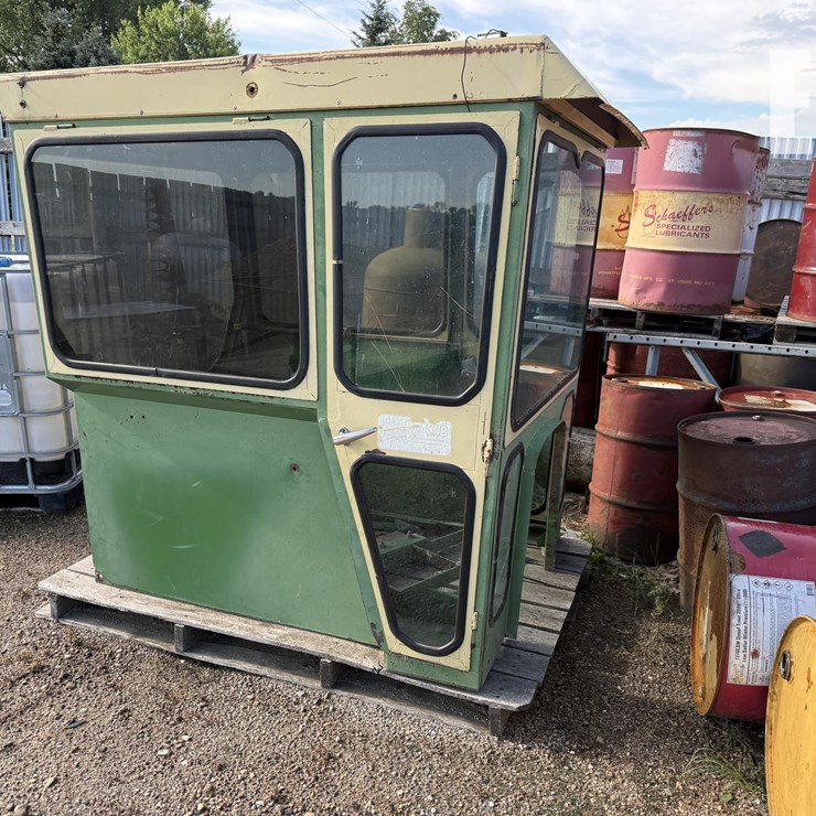 JOHN DEERE 3020
