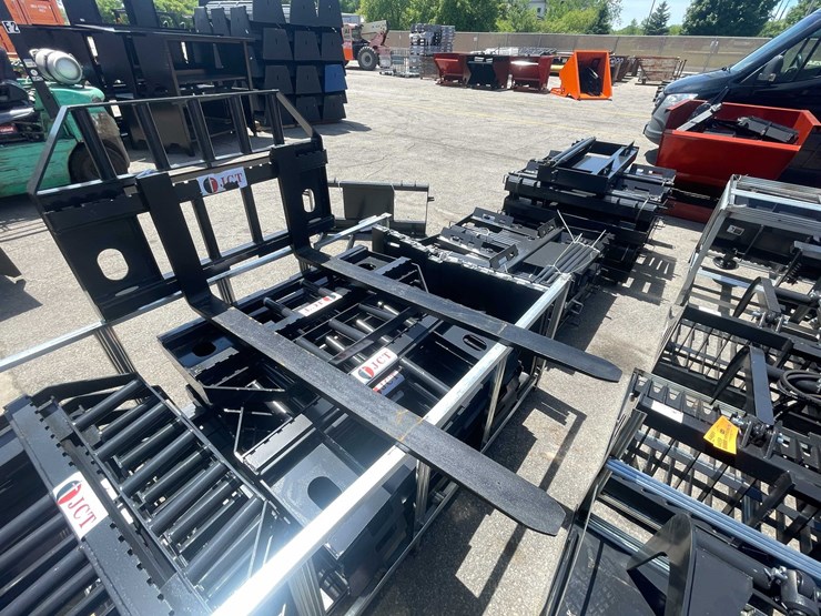 #8304-•-unused-2026-jct-skid-steer-pallet-fork-frame-(o2)-image-6