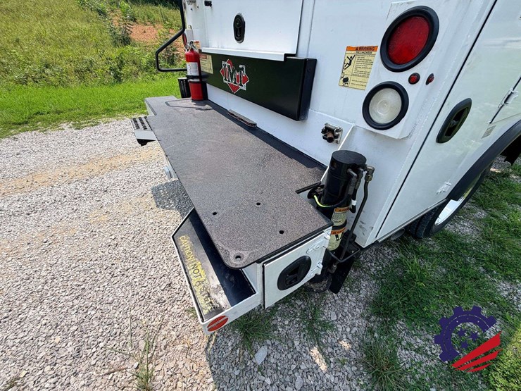 2019-ford-f550-xl-image-73