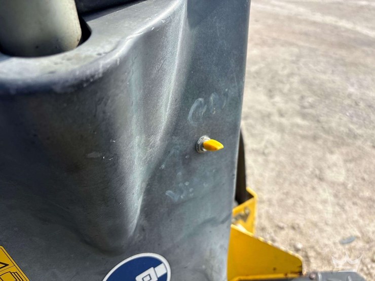 2019-bomag-bw900-50-vibratory-tandem-smooth-drum-roller-image-17