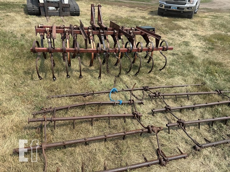 ih-cultivator-8248-image-3