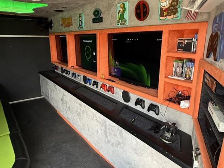 #63-•-2016-lark-20'-gaming-trailer-�-fully-equipped-image-42