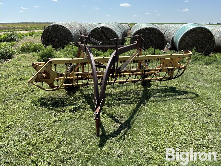 new-holland-56-image-2