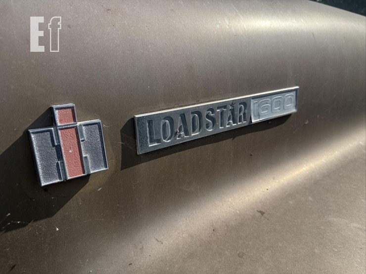 international-grain-truck-image-6