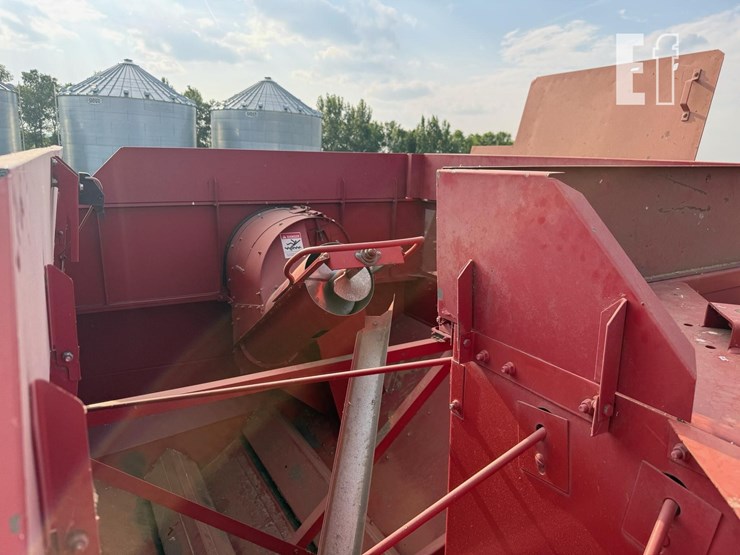 1997-case-ih-2188-image-43