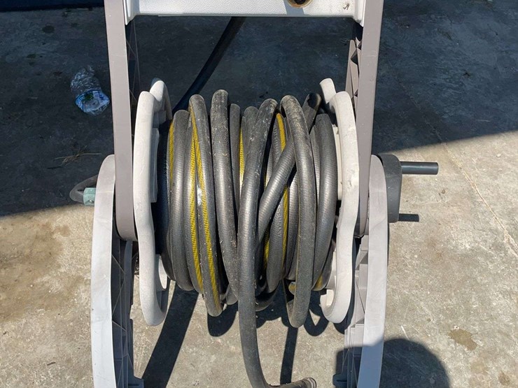 hose-reel-and-hose-image-1