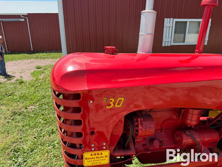 1951-massey-ferguson-30-image-11