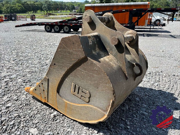 wb-54”-bucket-w/-teeth-image-2
