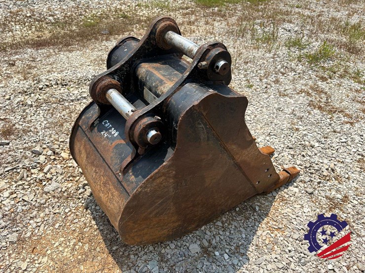 caterpillar-24-image-4