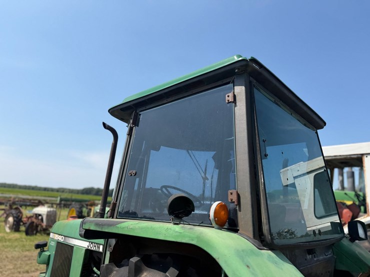 1981-john-deere-1640-image-22