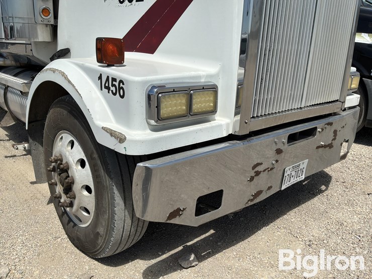 2005-western-star-4900-image-14