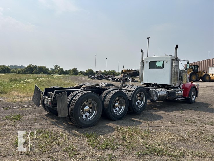 2007-kenworth-w900-image-5