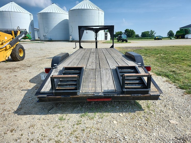 2020-custom-trailer-image-6