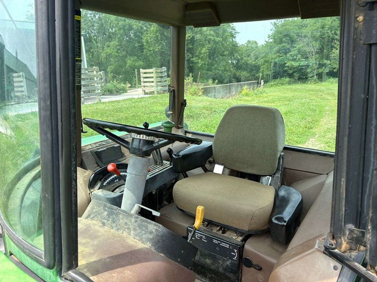 john-deere-4650-image-10