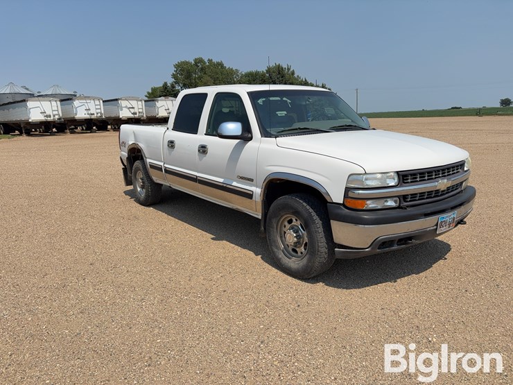 2002-chevrolet-silverado-1500-image-3