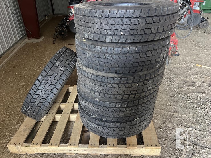 6-new-good-year-225/70r19.5-tires-image-1