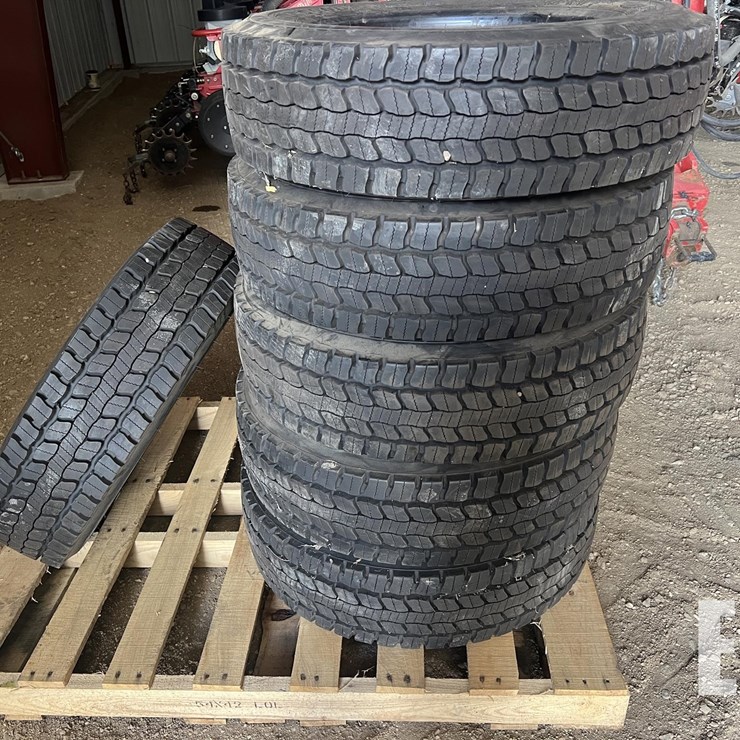6 NEW GOOD YEAR 225/70R19.5 TIRES