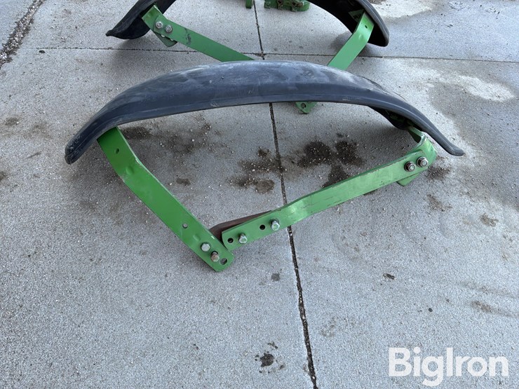john-deere-60-image-11