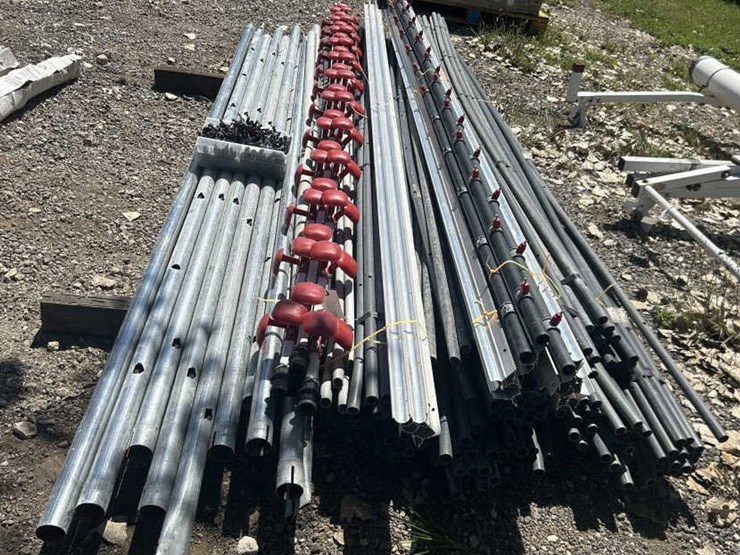 #80-•-chicken-watering-system-w/-pvc-&-galvanized-pipe-image-3