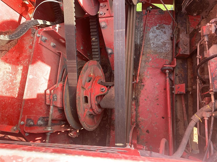 case-ih-1680-image-28