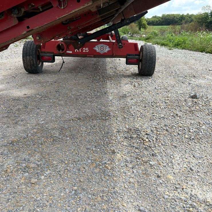 30' Unverferth Head Cart