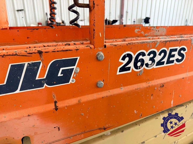 2017-jlg-2632es-image-7