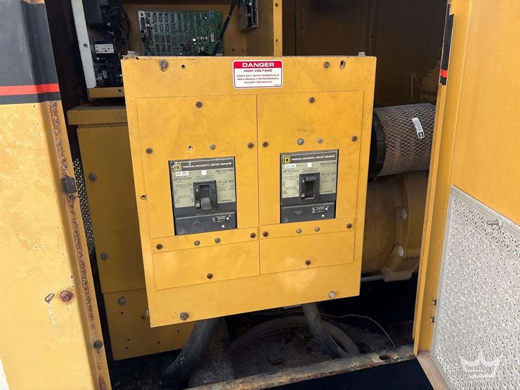 1993-generac-olympian-93a02255-s-100kva-t/a-towable-diesel-generator-image-13
