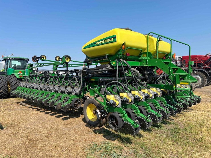 john-deere-db60-image-3