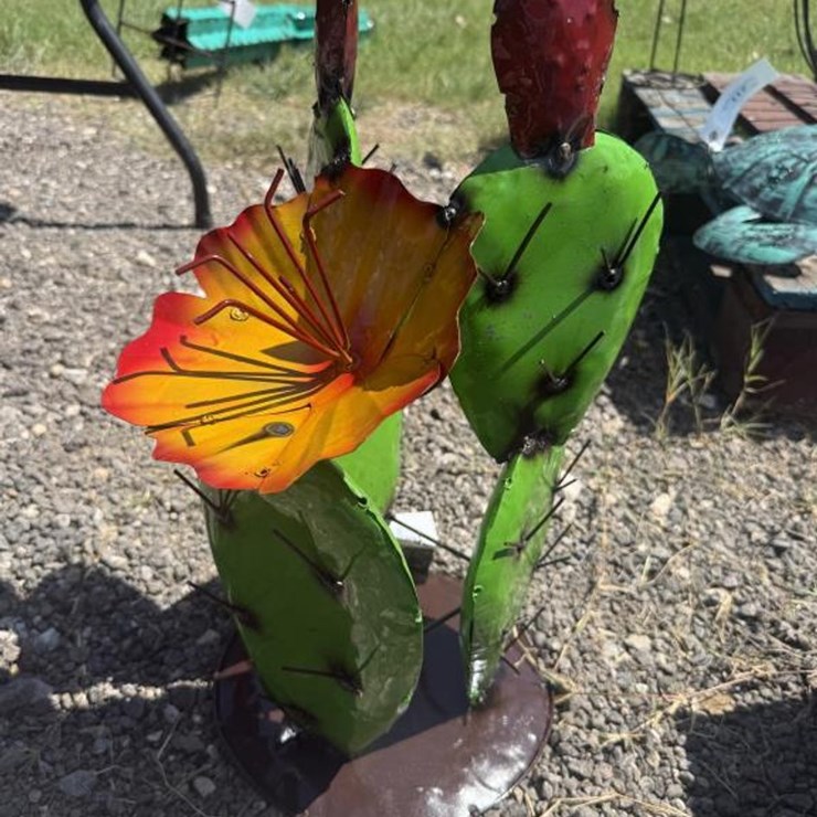 #113 • Metal Art - Medium Cactus w/ Yellow Flower