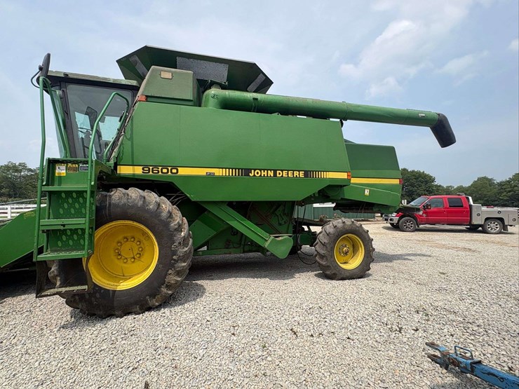 john-deere-9600-image-1