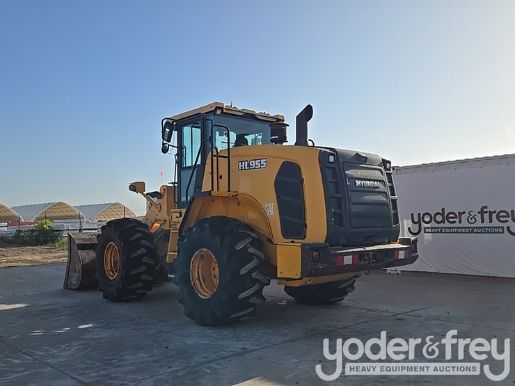 2019-hyundai-hl955-image-3