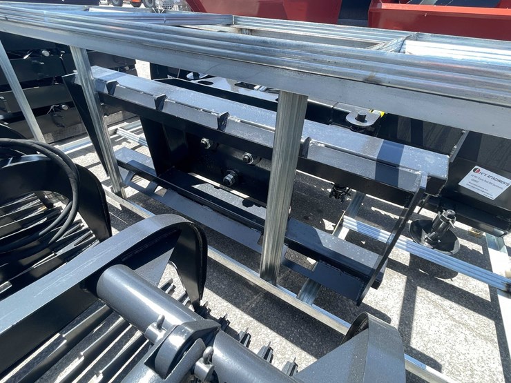 #8261-•-unused-2026-jct-skid-steer-dozer-blade-(o2)-image-5