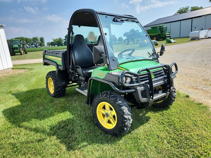 2012-john-deere-gator-image-15