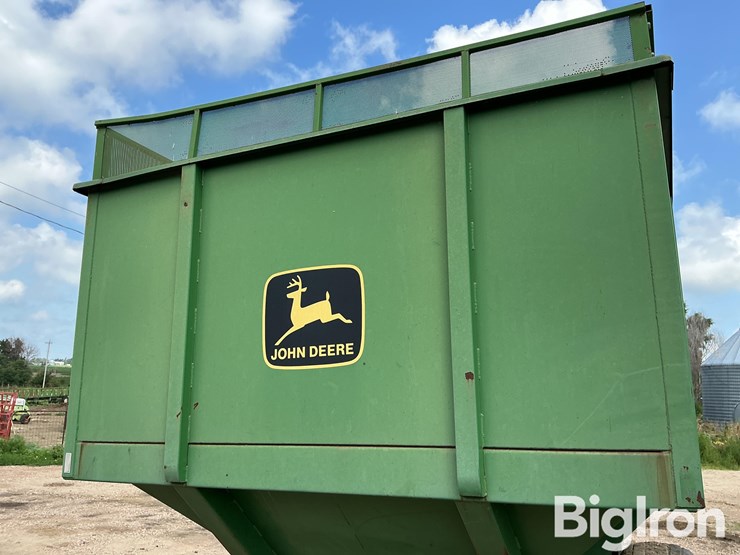 john-deere-400-image-18
