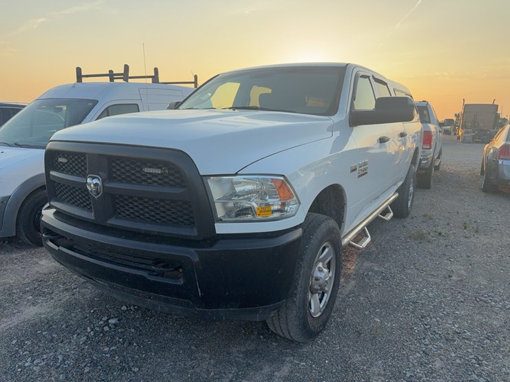 2018-dodge-ram-2500-image-1