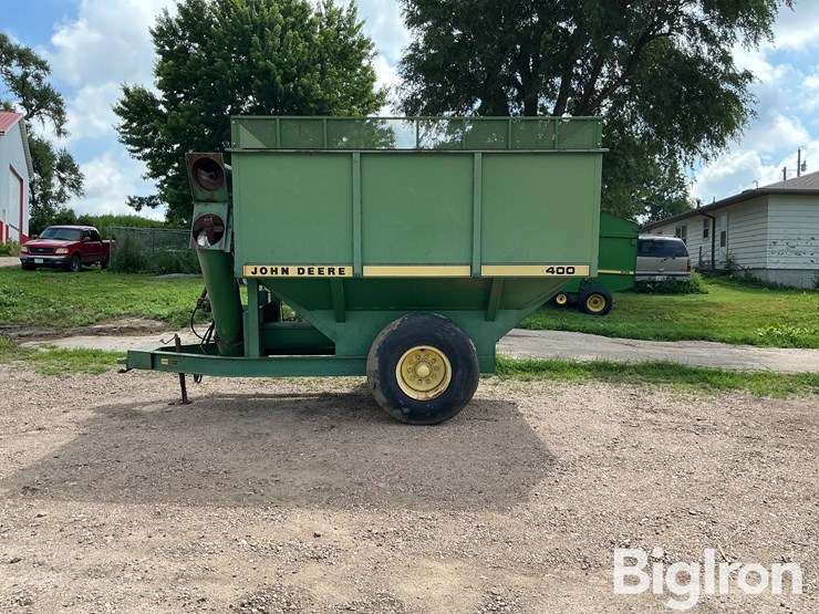 john-deere-400-image-8