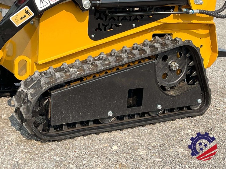 unused-2026-agt-mx-crt23-compact-track-loader-image-5