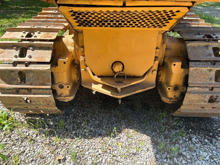 1983-case-450c-image-9