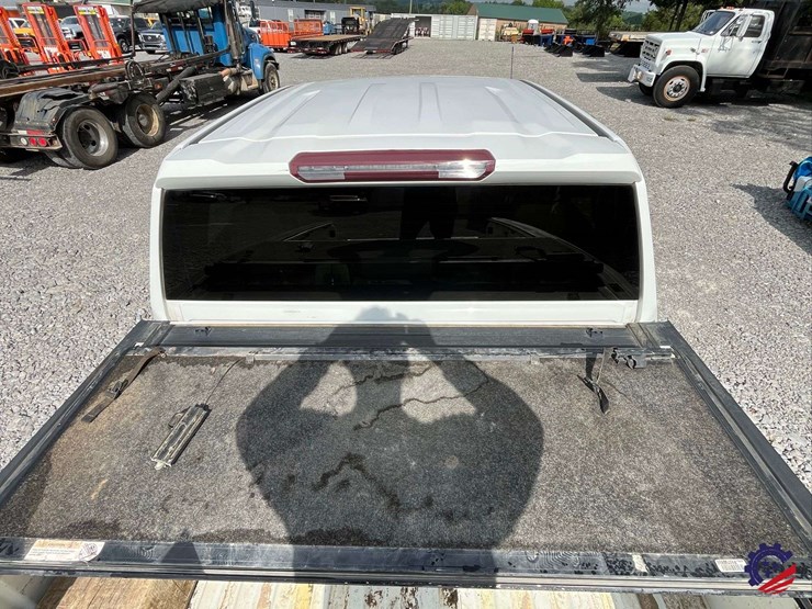2021-chevrolet-silverado-2500-image-30