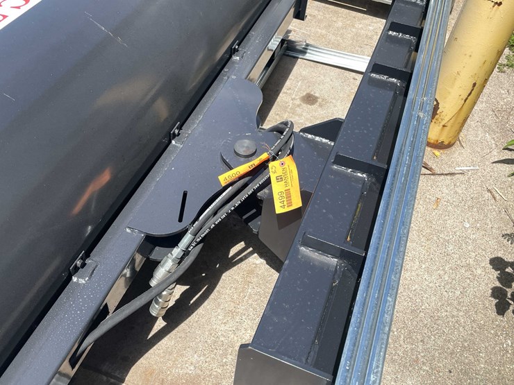 #8302-•-unused-2026-jct-skid-steer-angle-broom-(o2)-image-5