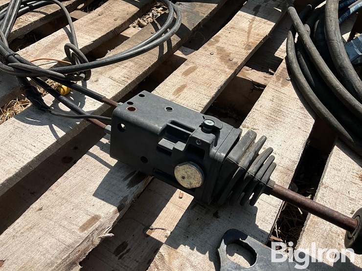 john-deere-7200-image-9