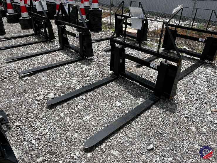 unused-2026-mower-king-sa-skid-steer-forks-attachment-image-3