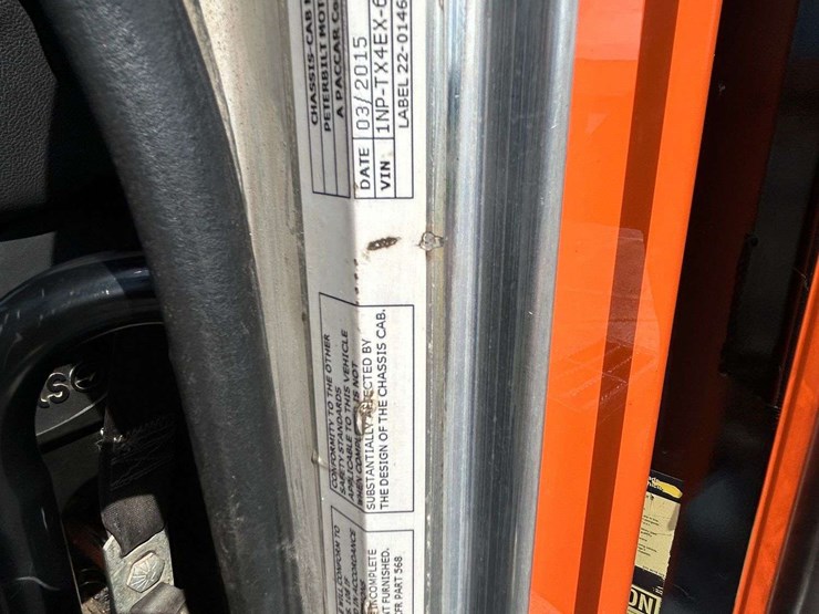 2016-peterbilt-367-image-115