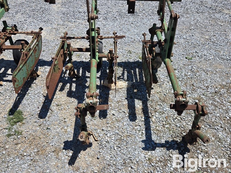 john-deere-6r30"-cultivator-image-20